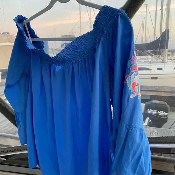 ⚓️Lilly Pulitzer⚓️off the shoulder top - Picture 4 of 7